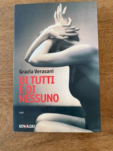 Tutti nessuno grazia - di, e